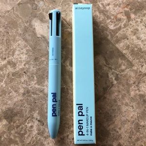 *NEW* ALLEYOOP
Pen Pal 4-in-1 Makeup Pen
Make a Mauve